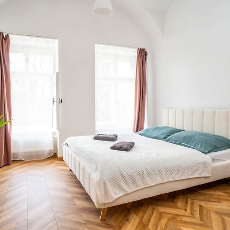 Luxapart III Beautiful Views Kosice Luaran gambar