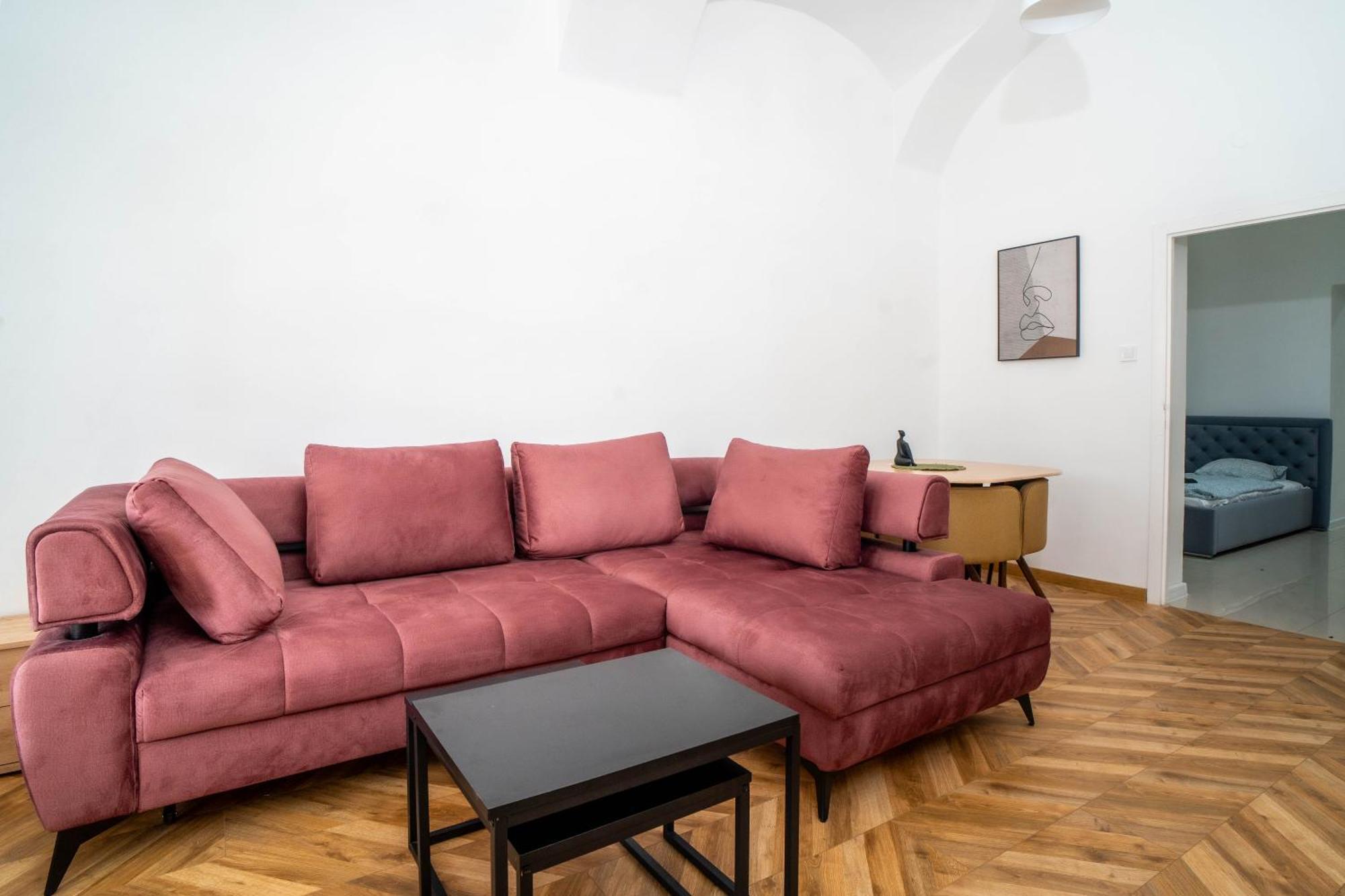 Luxapart III Beautiful Views Kosice Luaran gambar